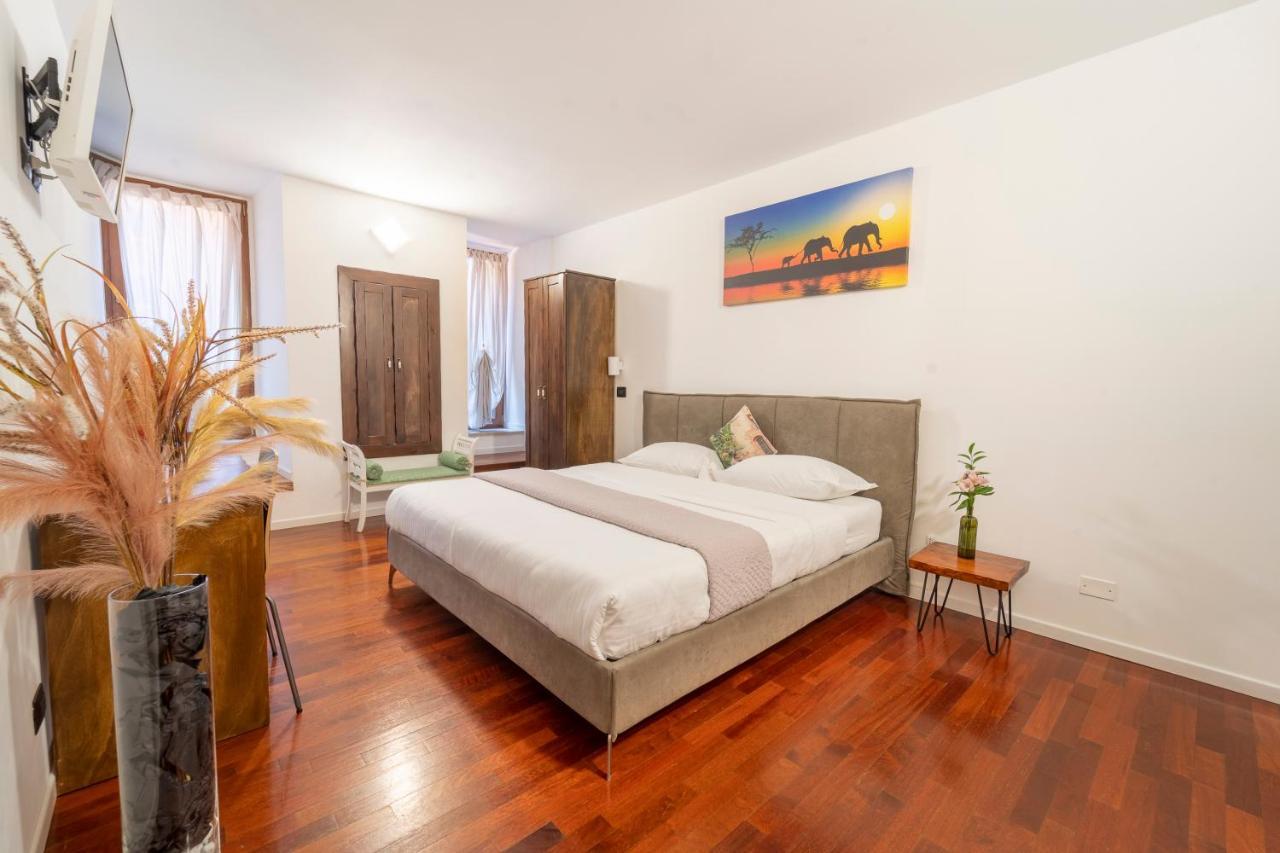 Hotel Aurelia Luxury - Piazza Delle Erbe Verona Exterior foto